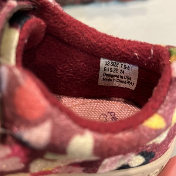 RoseGold/Floral Pediped Sneakers, Size 7.5-8 Toddler - Picture 6 of 9